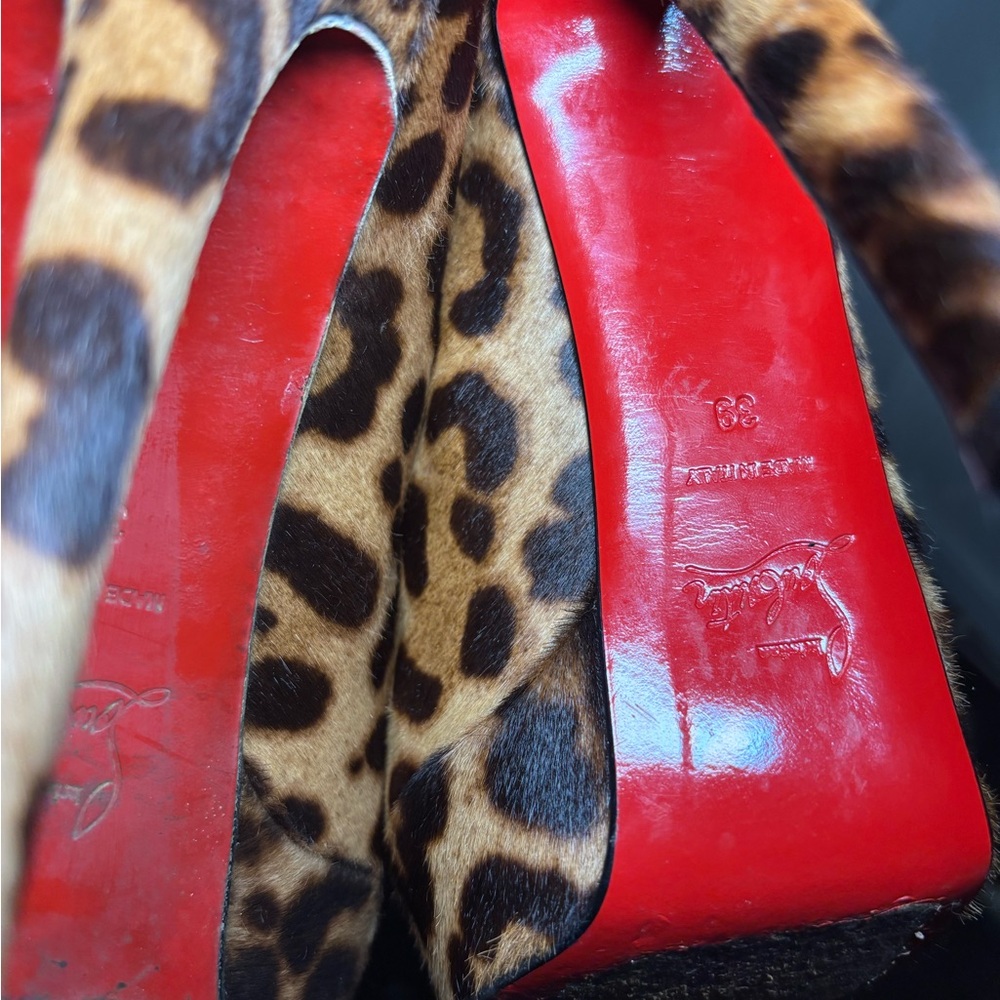 Christian Louboutin Leopard Print Women's Shoes - Picture 6 of 11